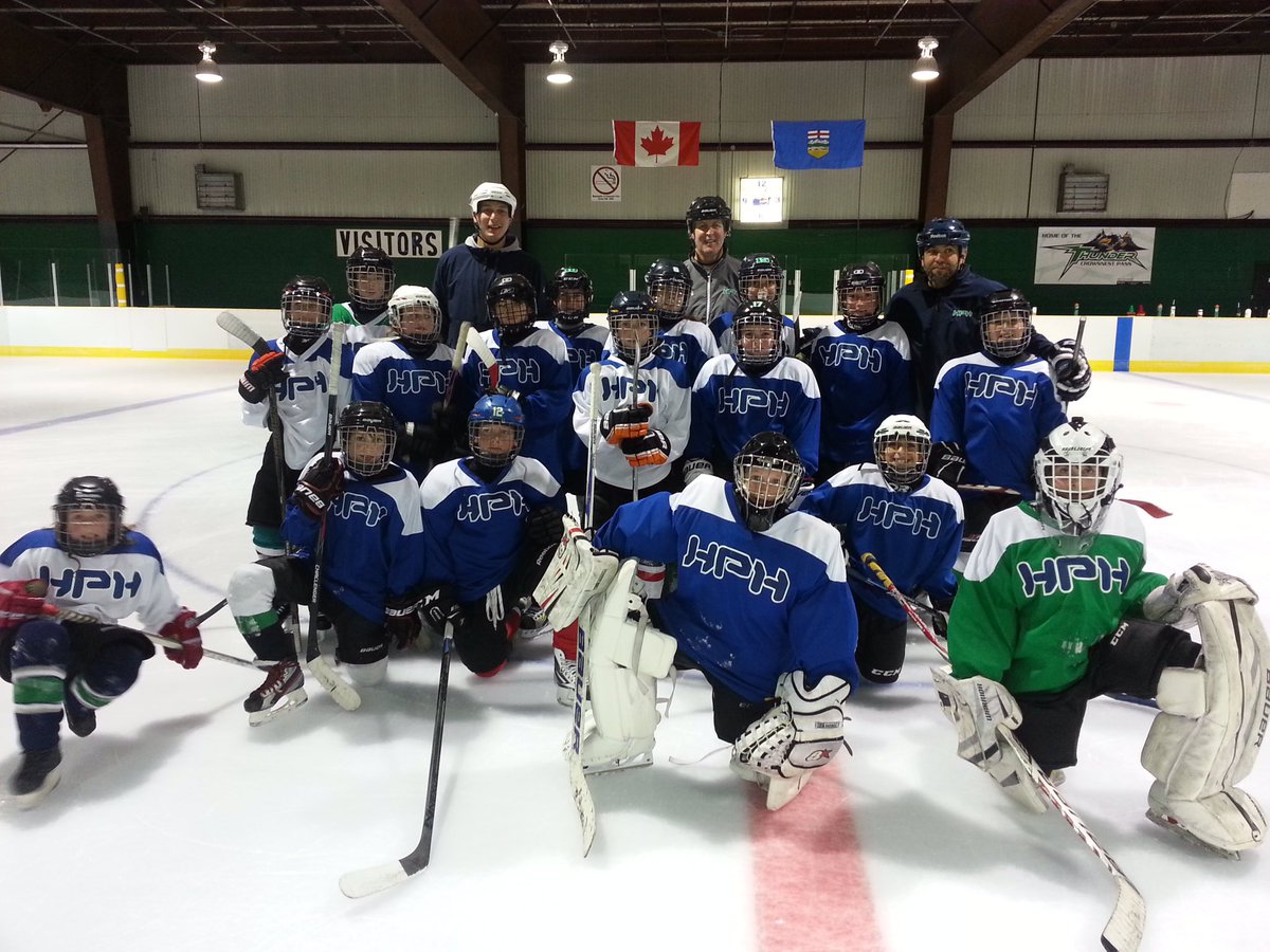 HPHockey's tweet photo. Thanks so much @CNPThunder for a Great Kick Off Camp!! #developement #hphfamily https://t.co/R1oAJ2GfKB