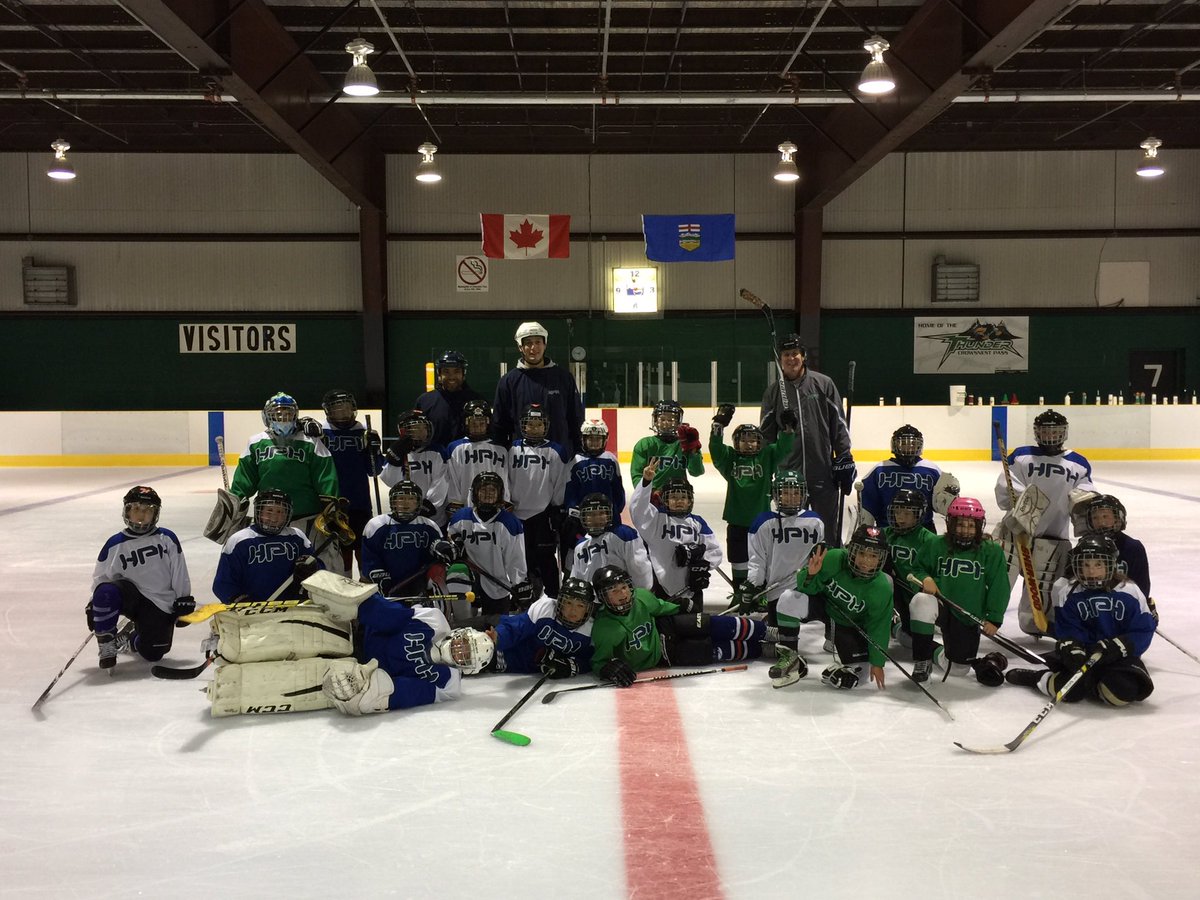 HPHockey's tweet photo. Thanks so much @CNPThunder for a Great Kick Off Camp!! #developement #hphfamily https://t.co/R1oAJ2GfKB