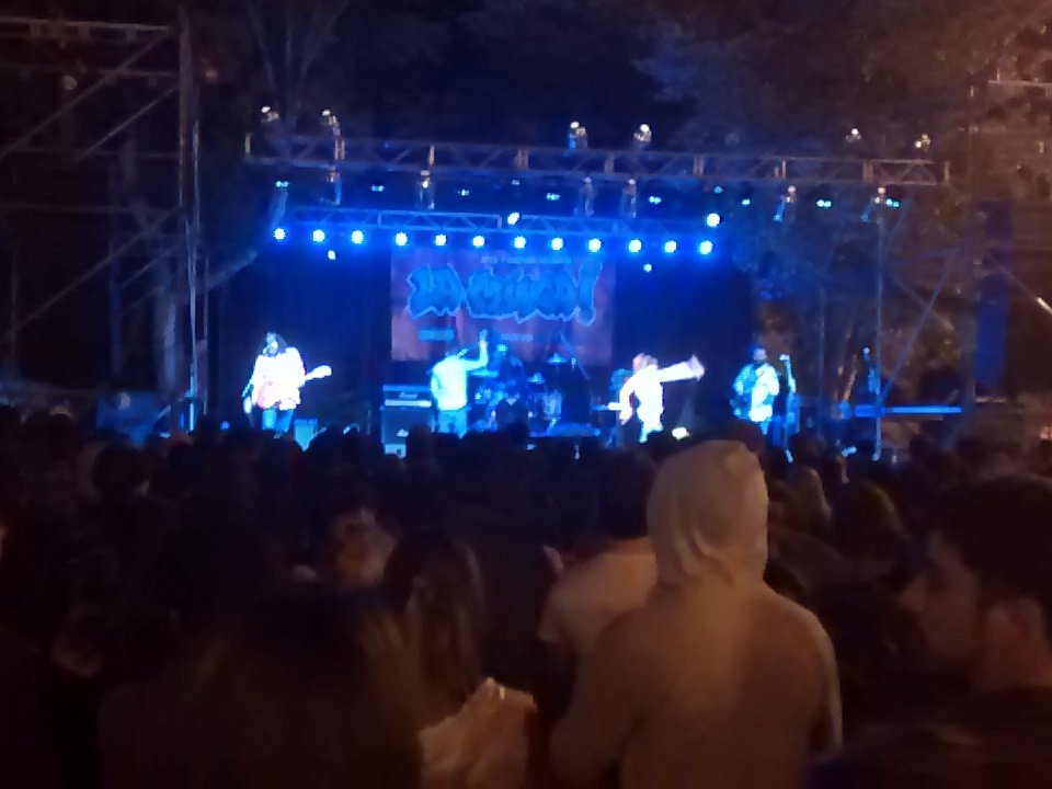 Monogiberti's tweet photo. Suena @ElChavezMusic  en la minga!!!esto es cultura! https://t.co/g7IJz3eQcx