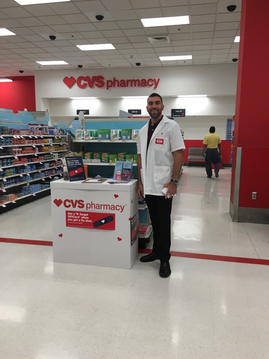 TafazzoliF's tweet photo. Day2 and Chris at 16319 was able to get 130+ interactions ,17 flu shots , 1 TDap, And 1 transfer !!! https://t.co/r96aUphLBV