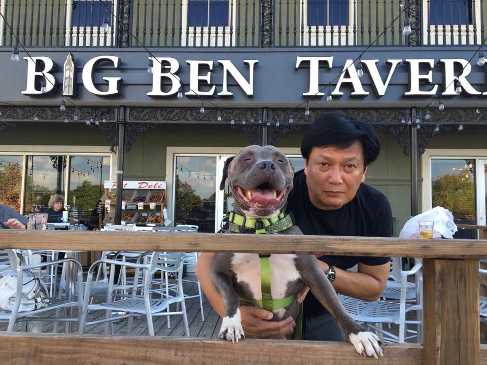 FBPetsAlive's tweet photo. #BigBenTavern owned by #AnimalLovers #yappy hour was a hit with great food, beer, music, dog treats, ball game. https://t.co/n8aAdvzNu7