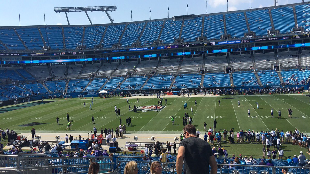 DustinDutter's tweet photo. We gotta keep pounding . They wanted it more and played hella defense . Focus on next week #truFAN https://t.co/FhD7WAYqMg