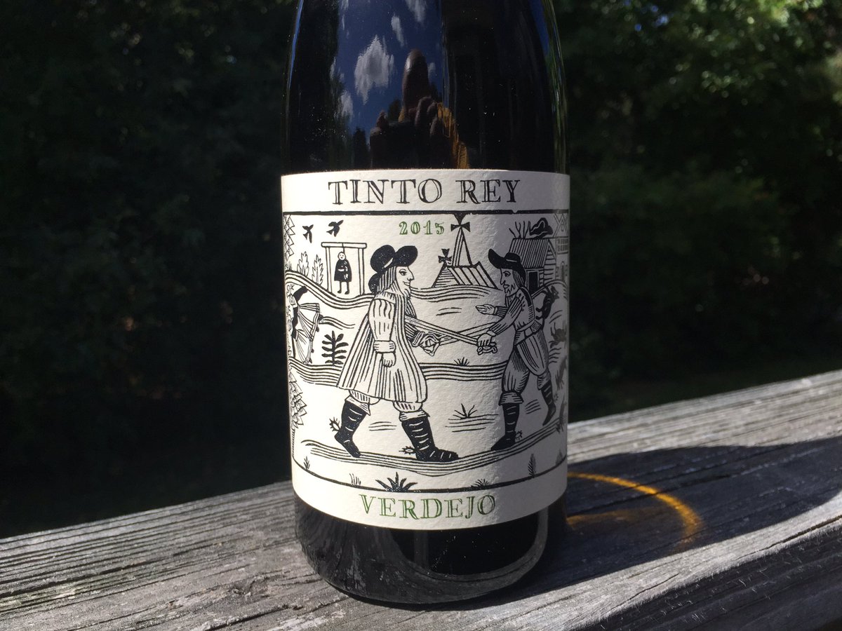 TheWineStalker's tweet photo. I'm reviewing @thewinehook and @MatchbookWines Tinto Rey #Verdejo 2015! https://t.co/vFatz6P3Ov #wine #SundaySips https://t.co/WnOnphR3Ej