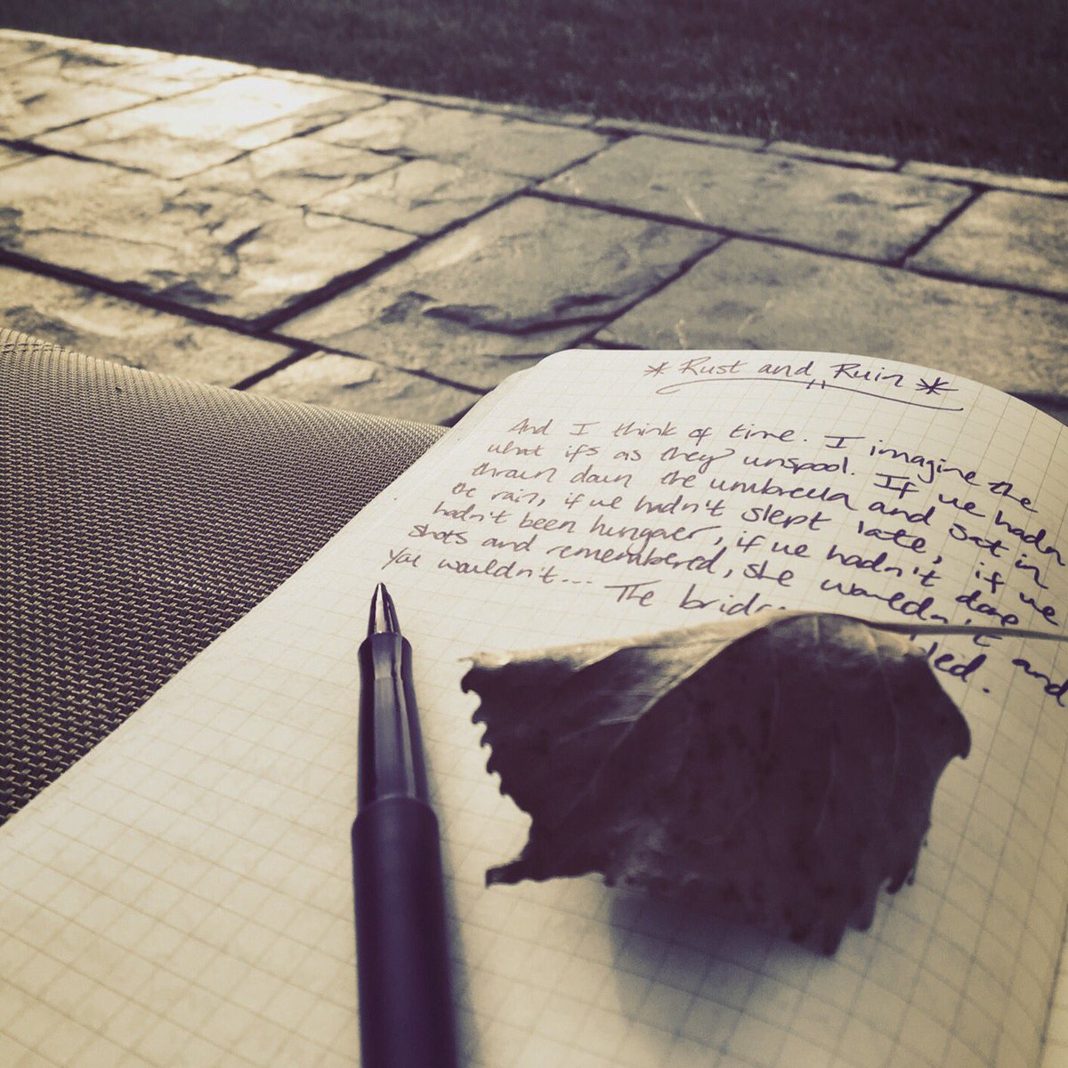 KaylaMKing's tweet photo. "Ruin is a gift. Ruin is the road to transformation."--@GilbertLiz #amwriting #inspired #rust #ruin #shortstory #pointofdivergence #writer https://t.co/hGNwmzaTXu