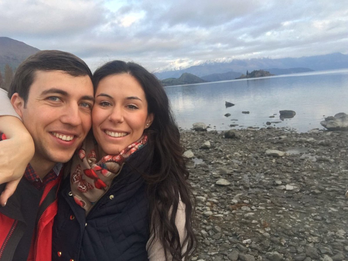CristalGilC's tweet photo. Grandes momentos para recordar#Honeymoon#Alber#NZ https://t.co/jwnHzdi4rV