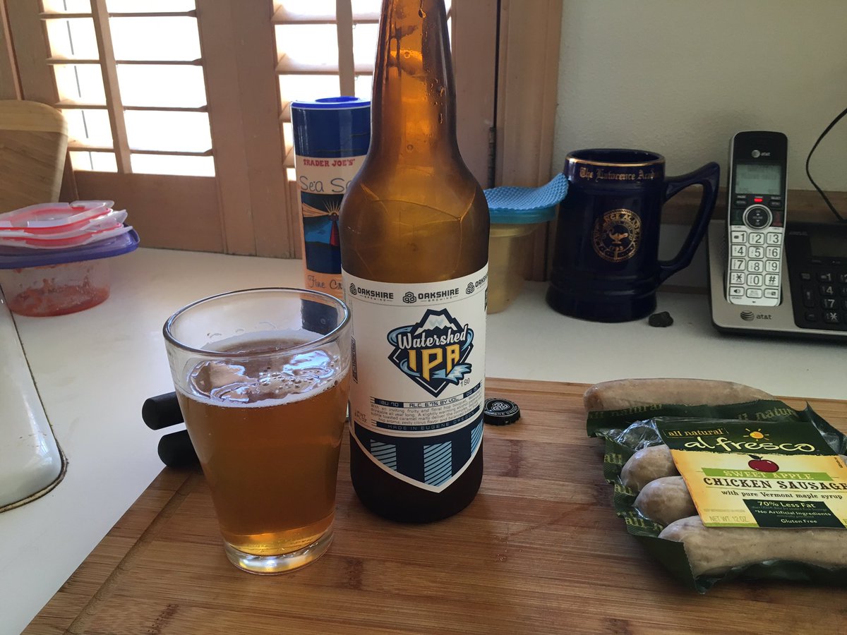 beachpigbbq's tweet photo. Seahawks win.  Watershed IPA @Oakshire https://t.co/6ztTMEHo3v