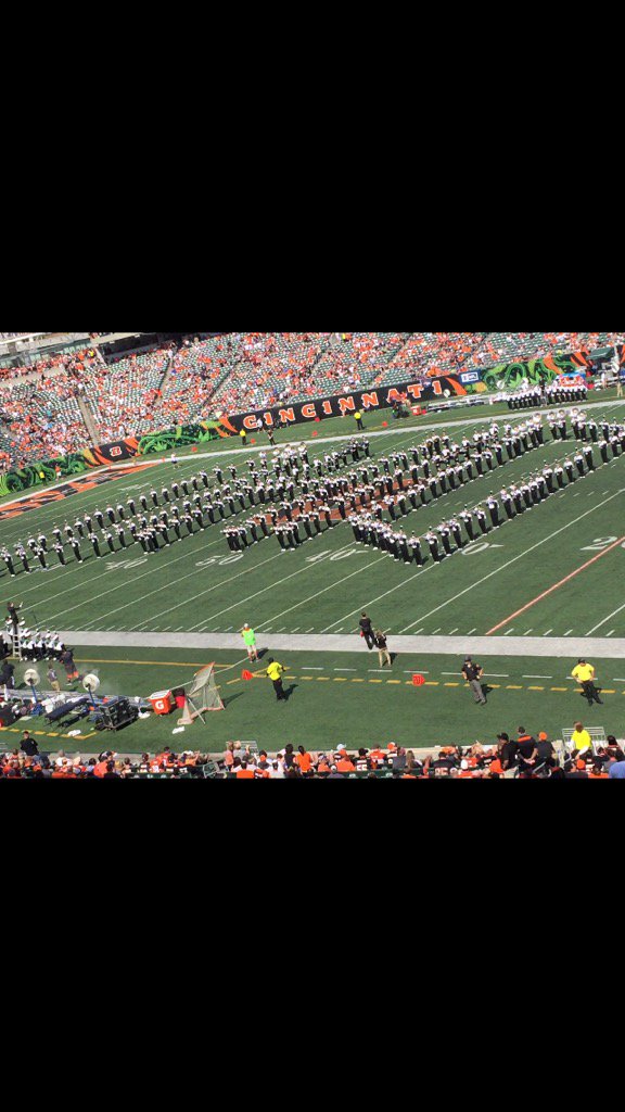 Cincinnati_Now's tweet photo. Live music &amp; shows: https://t.co/R9QkI4Ea1q - RT @RogersVicki #ohiou at Paul Brown Stadium half time show. https://t.co/nLOonfMOnh