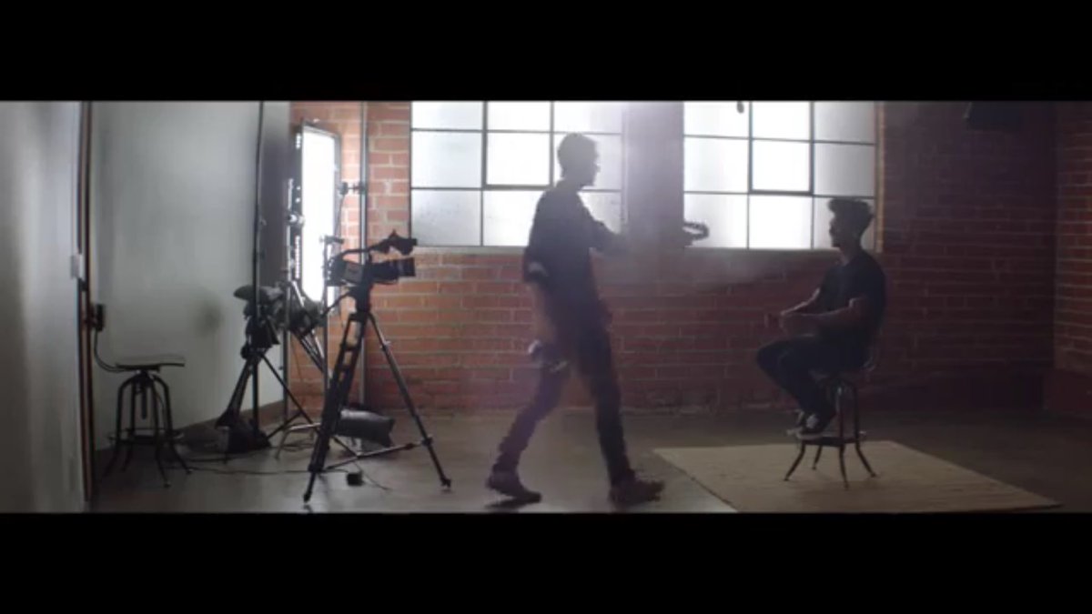 Call me crazy but is that a canon ex1 being used as a prop in the new Samsung Gear VR commercial? #throwback #oldschool