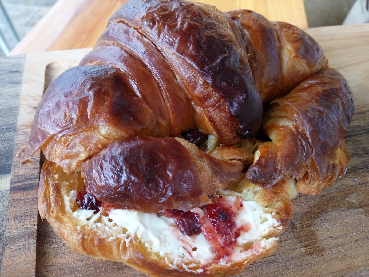 A la plancha con auténtica mantequilla y mermelada casera #eresdulce