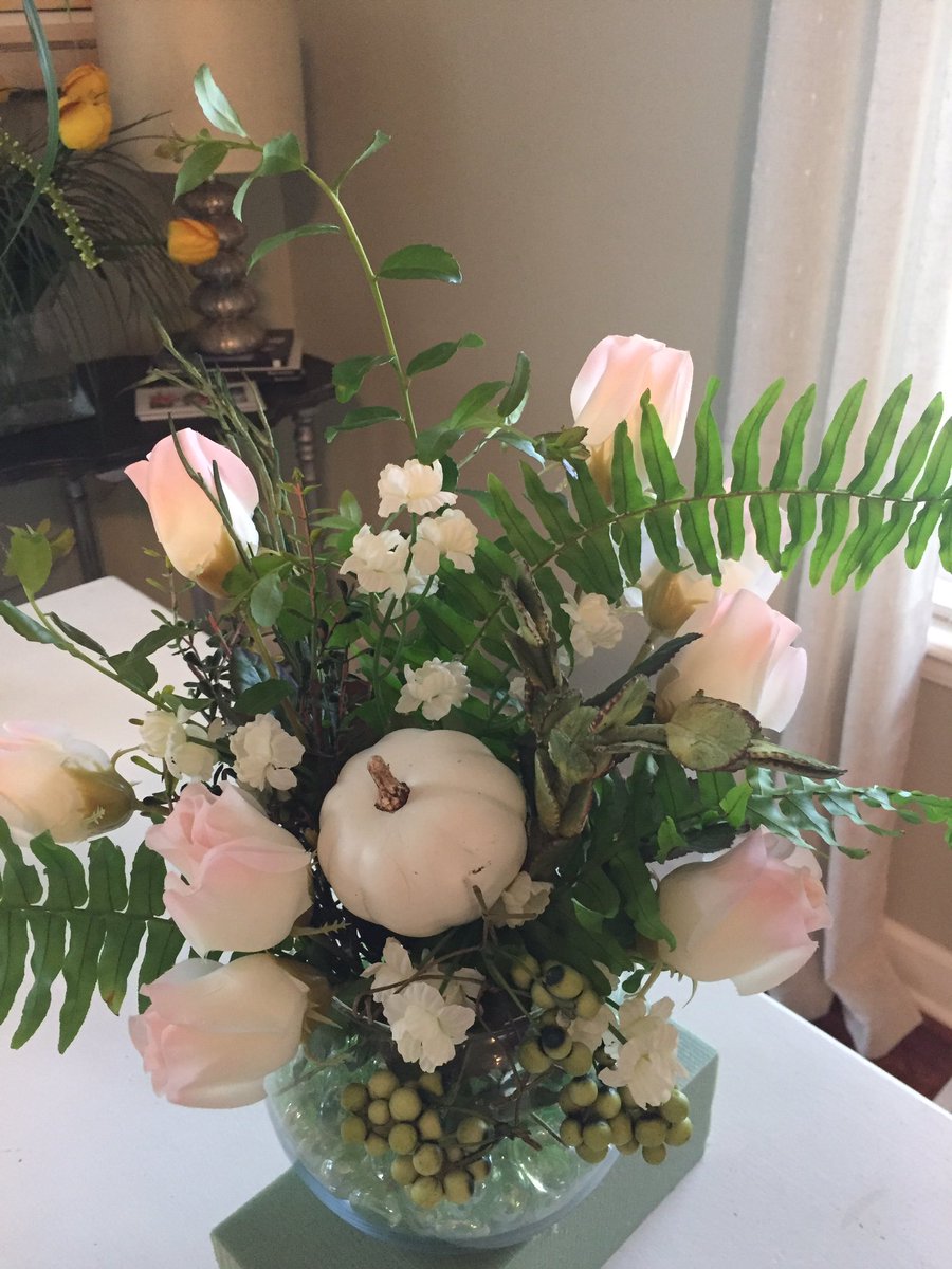 GalaGarage tweet media