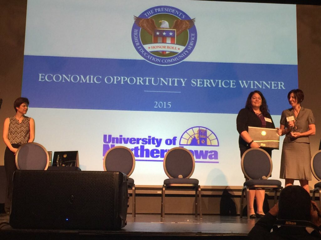 onearthjoe's tweet photo. Congratulations @northerniowa 4 winning #President's Economic Opportunity Service Award #PICSCC @POTUS #GoPanthers https://t.co/ahJzv60LxB