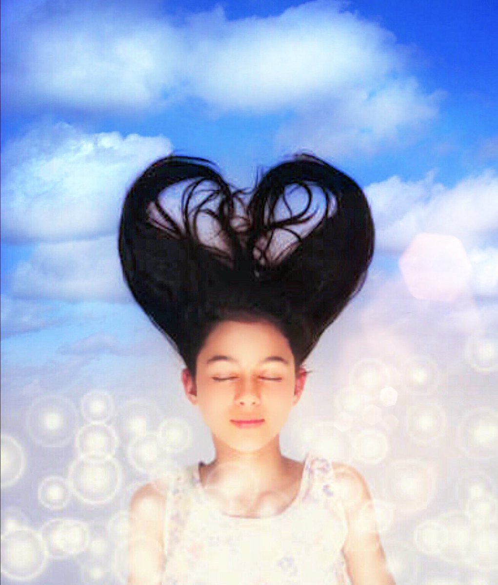 darioingrani's tweet image. Per vivere bene
Pensa con la testa
Sogna con gli occhi
Agisci col cuore
E fai che ogni giorno
Possa diventare
Il tuo giorno migliore