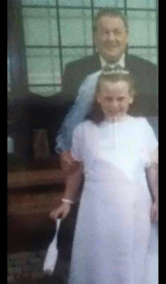 bootys333's tweet image. Miss my grandad so much 😣😣😢😭