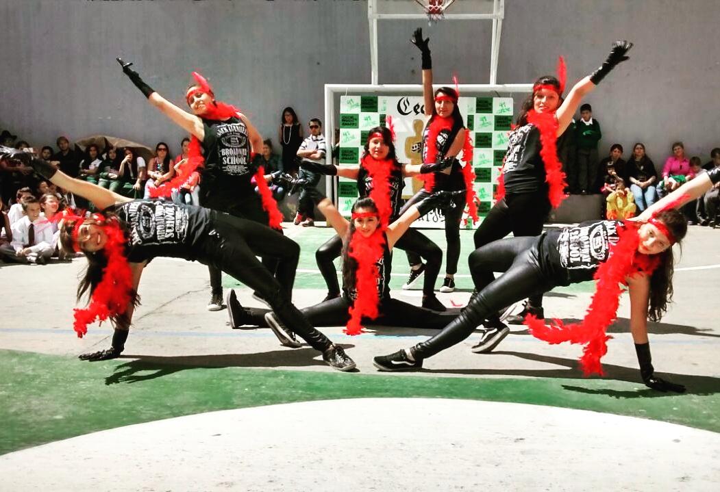 Broadway School tweet media