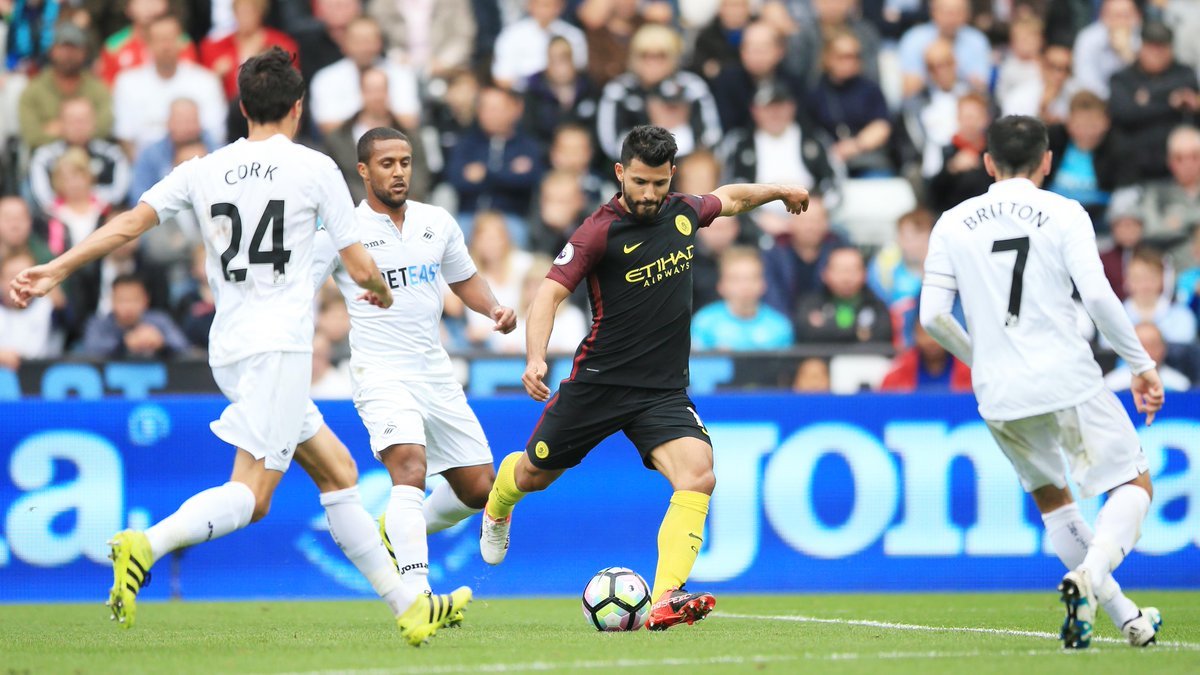 ManCity's tweet image. #mcfc are the best team in the @premierleague, according to the captain of @SwansOfficial!

MEDIA CITY ➡️ bit.ly/2cVCKAo