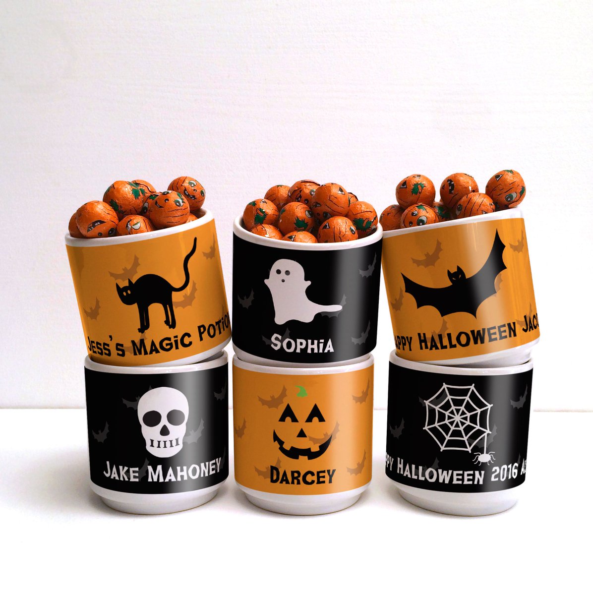 Spooktacular!! What great party favours these mugs would make! ....or just a little Halloween treat! #halloween #personalisedgift