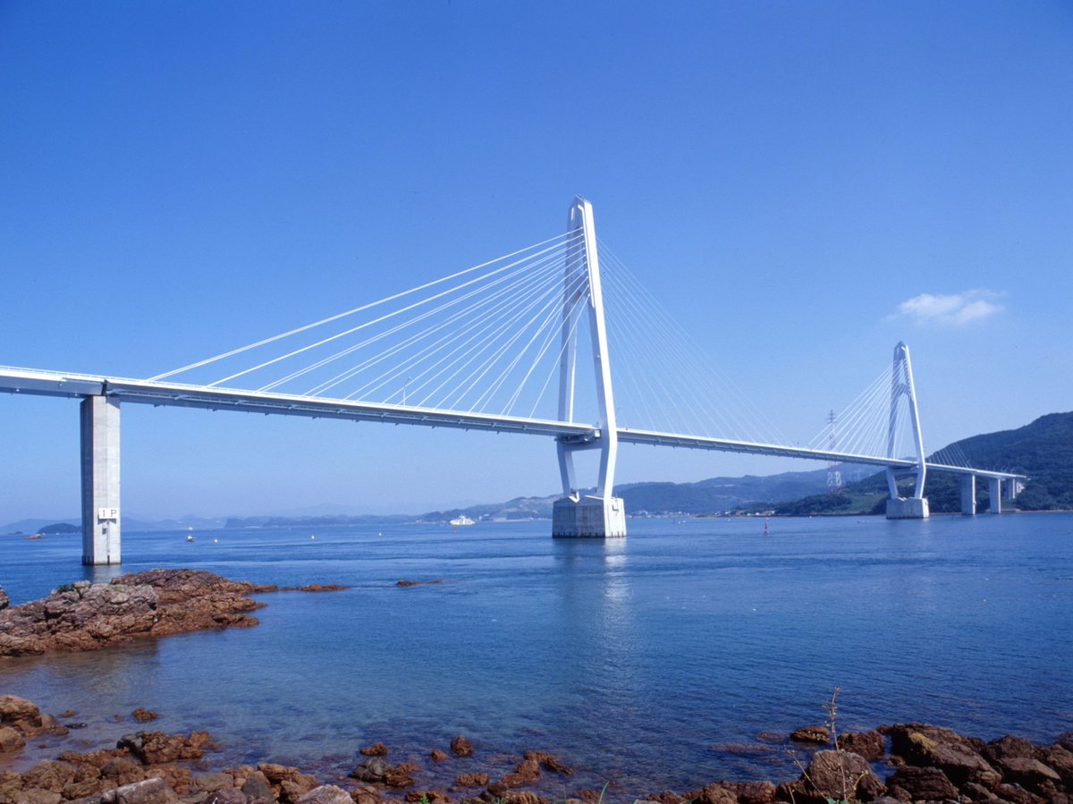 ≪#長崎県の橋≫ 【#大島大橋（おおしまおおはし）】 真っ青な空と呼子