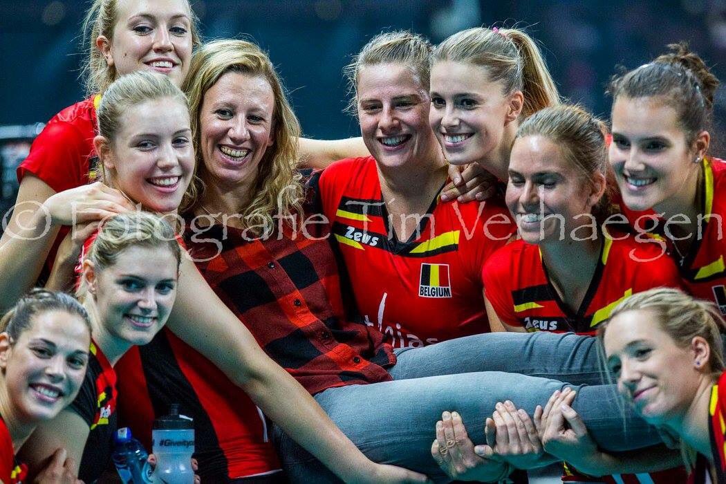 THANK YOU <a href="/FDirickx/">Frauke Dirickx</a> for everything. It's was an honor. #HandsUp4Frosti3 #WorldTopPlayer Enjoy your new life #HomageFrosti @vivaChallengers