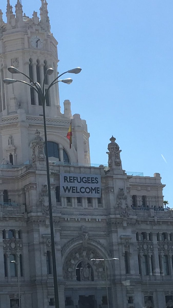 Good to see European solidarity for welcoming refugees. Madrid City Council welcomes refugees!
