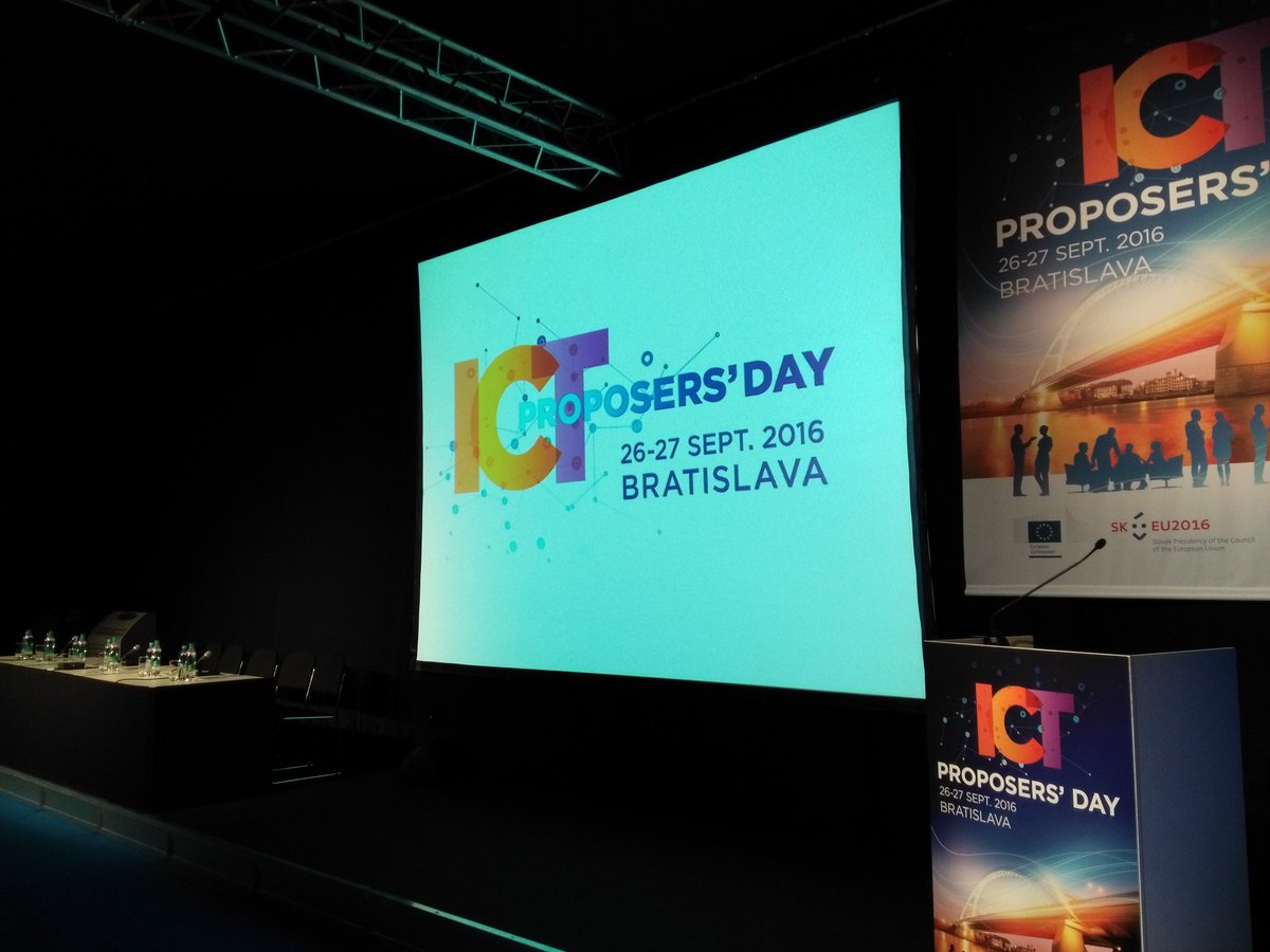 Ready to pitch how we can transcribe speech to text 40 times faster at #InnovationRadar <a href="/EU_Commission/">European Commission</a> /cc <a href="/Universite_Mans/">Roxanne</a>