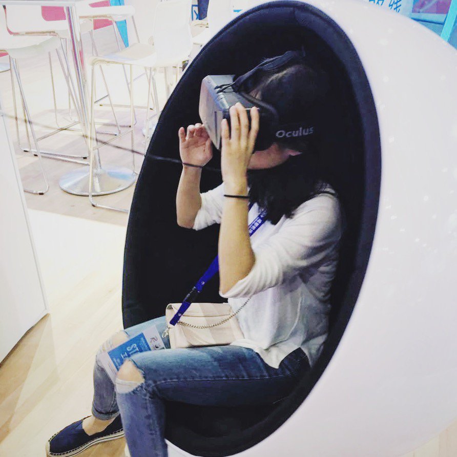 Hey_VR1's tweet photo. #HeyVR in The 22nd world route development forum @nokia @oculus_rift @nokiaozo @oculus #TWOSEXYTHANG #NOKIAOZO #VR #VITUALREALITY #OCULUS https://t.co/q2KFywUmTs