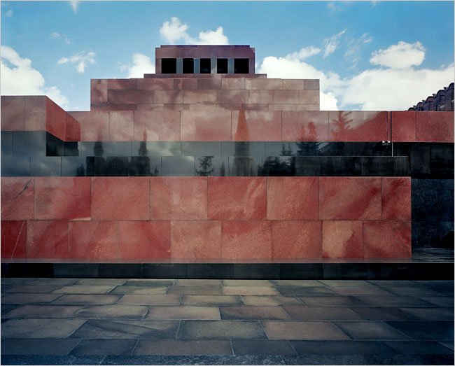 Mariadecuenca's tweet photo. Construyó el mausoleo de Lenin y la estación de metro  #Shchusev https://t.co/oMCoaDkz5E