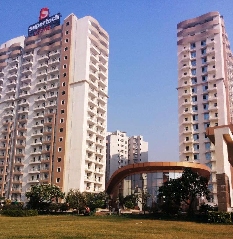 hemant6883's tweet photo. #Supertech Czar Greater #Noida is well planned and designed residential project by Supertech Group https://t.co/Zpqmni3VzM https://t.co/YRcpR4IHWw