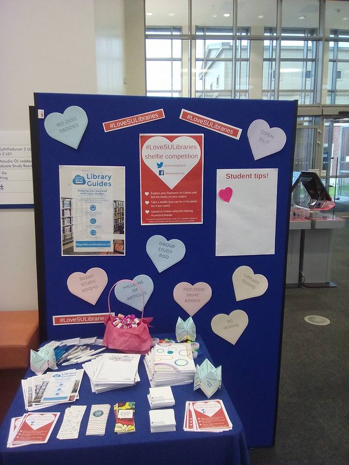SwanseaUniLib's tweet photo. @SwanseaUnion Looking forward to meeting new students in the #BayLibrary. Pop in + say hi - we have freebies and lovehearts #LoveSULibraries https://t.co/LdfrxGtPcS