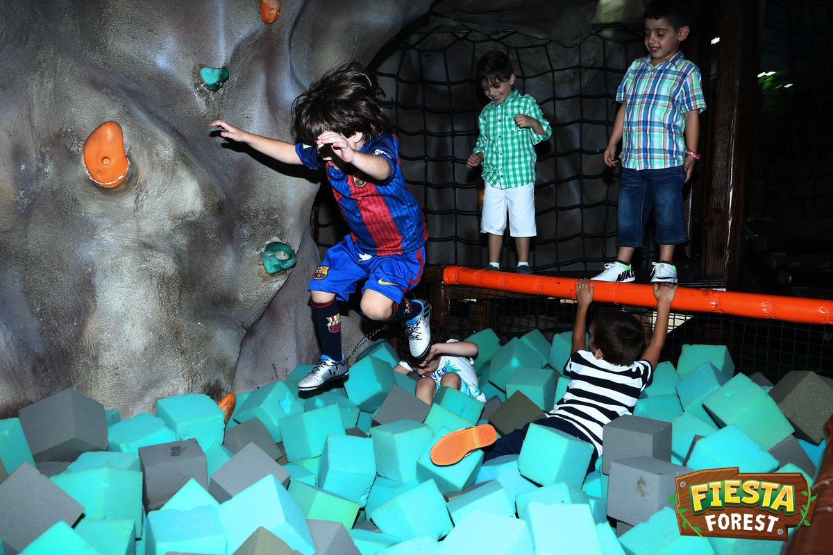 Fiesta_Forest's tweet photo. Happy Birthday Hadi !!! :) <3 🎂🍰🍴
#Fiesta_Forest #Bday #fun #kids https://t.co/j7FZebanf5