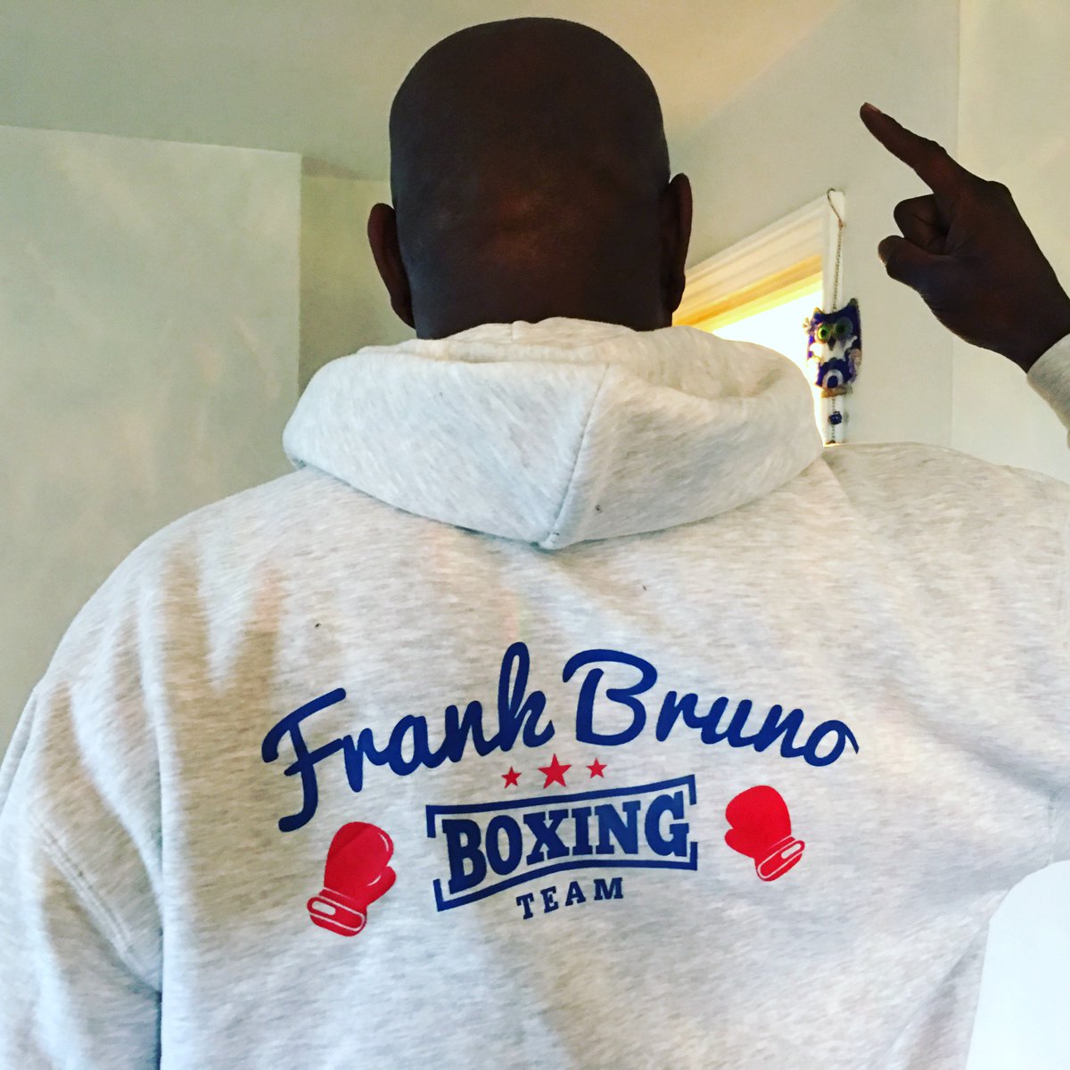 frankbrunoboxer's tweet image. Want to win a Team Bruno Hoodie? Well get retweeting/liking for a chance, winner picked Friday 👊🏻 #mondaymotivation