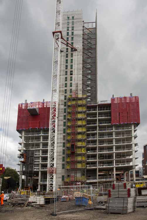 ScissorsafeLtd's tweet photo. Works progressing on a local project using Scissorsafe- Media City Salford Quays managed by @vermontcapitol #construction #Manchester https://t.co/Hwm6Wy5NKK