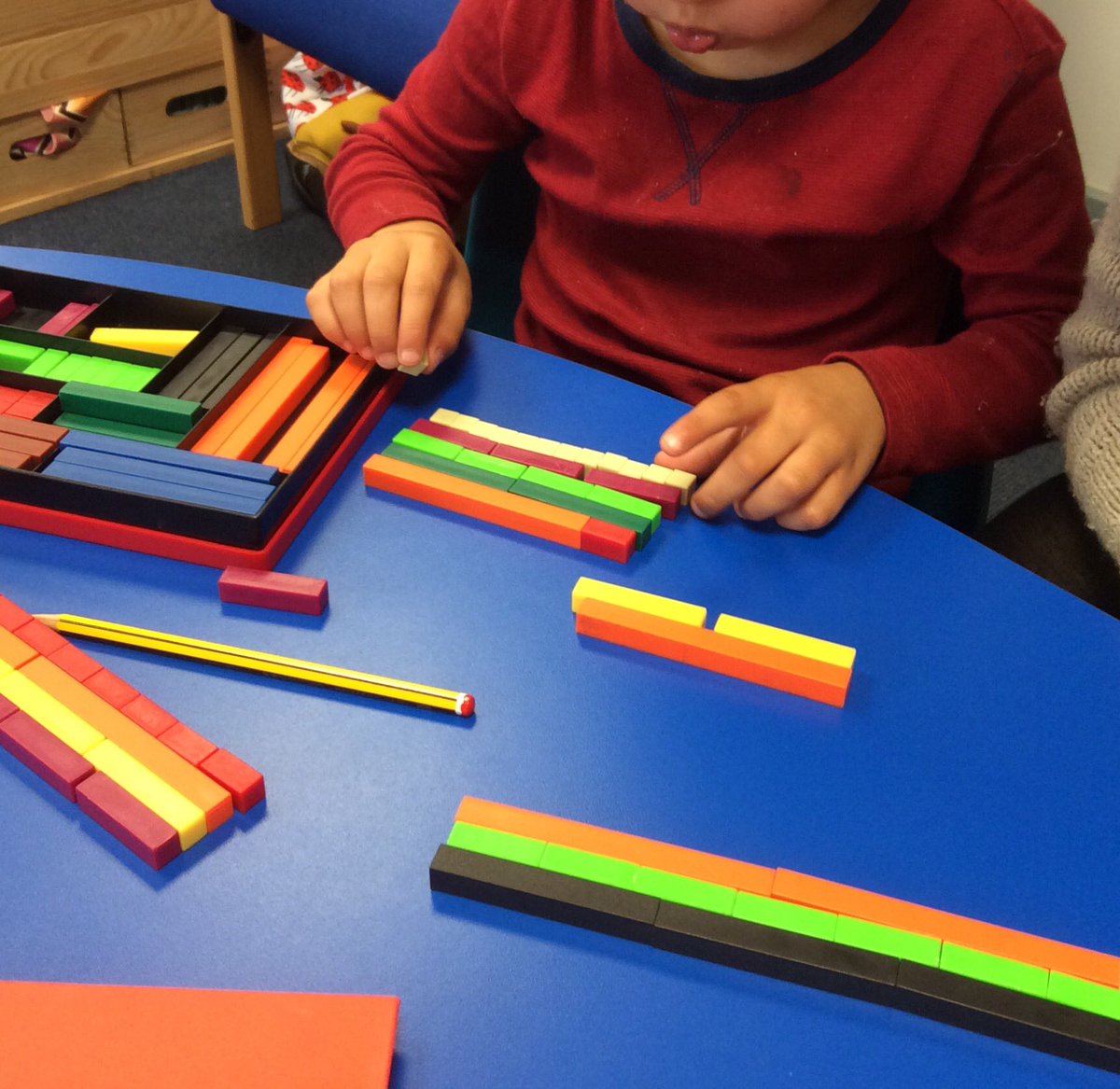 meadowfieldclc's tweet photo. The Algebra First learning is in full swing today. Making multiples with trains this morning! #colours #numbers #algebrafirst https://t.co/7JdJj2P5qf