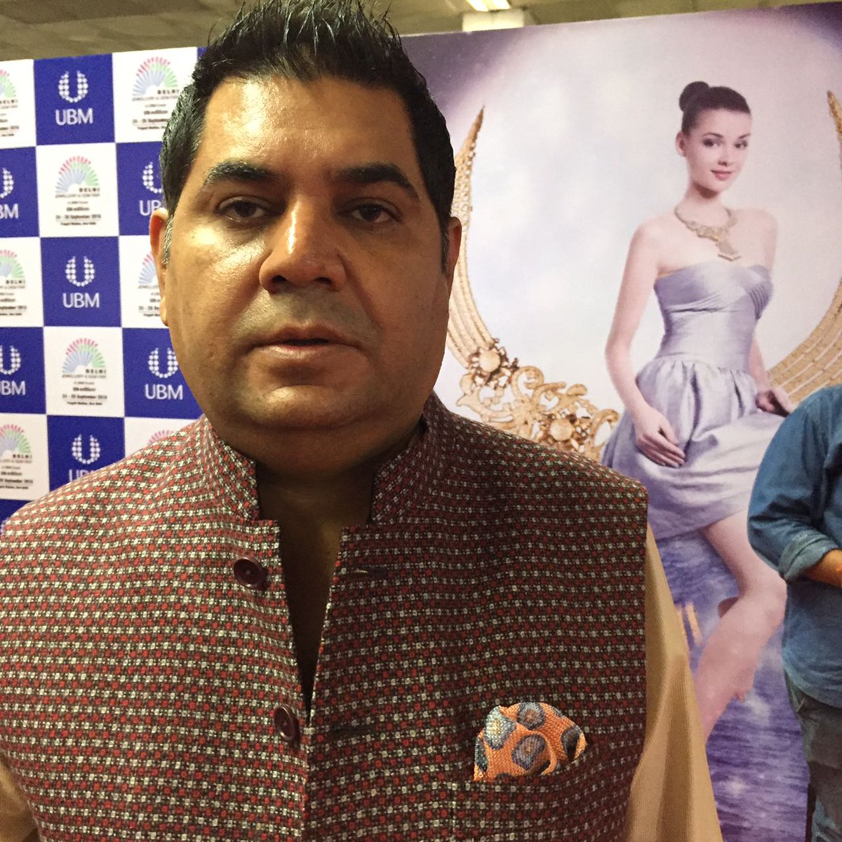 JeweleryInforma's tweet photo. Mr. Ramesh Narang from Hazoorilal Jewellers at the #DJGF! #Day3 #jewellery #expo #NewDelhi https://t.co/L48d234BL1