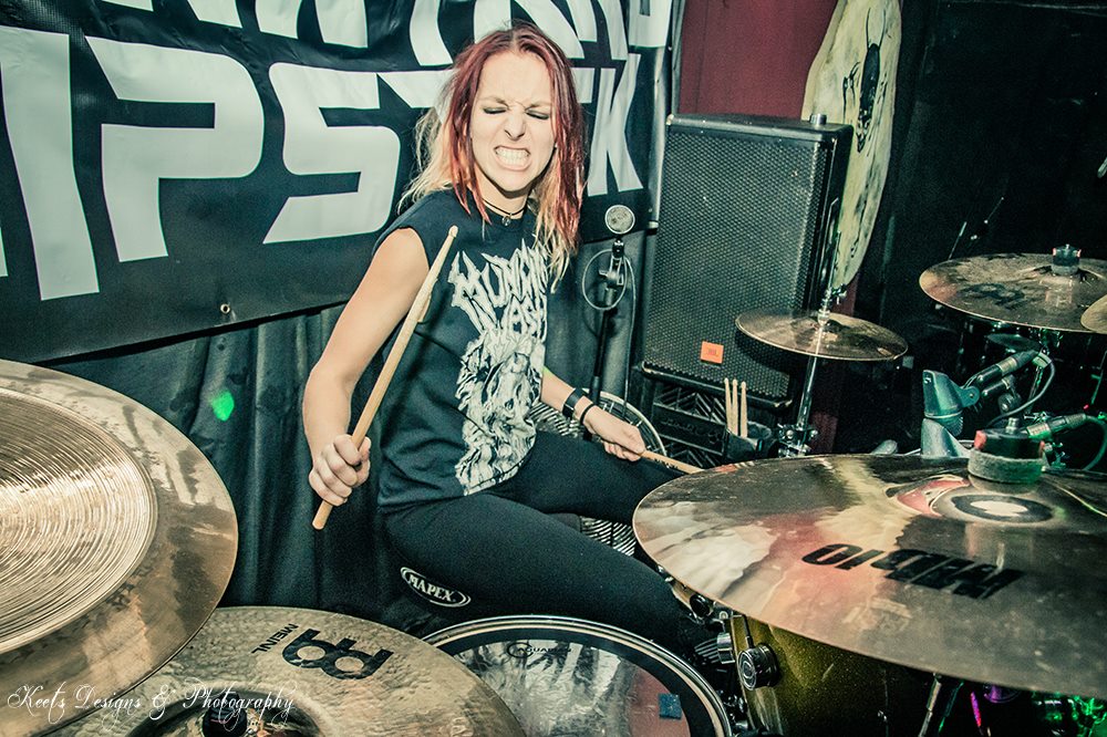 .<a href="/junkyardlipstic/">Junkyard Lipstick</a> had an amazing show here &amp; the pics prove it \m/
Hit the link for more
#RepulsiveJudgement #Launch
facebook.com/keetsdesigns/p…