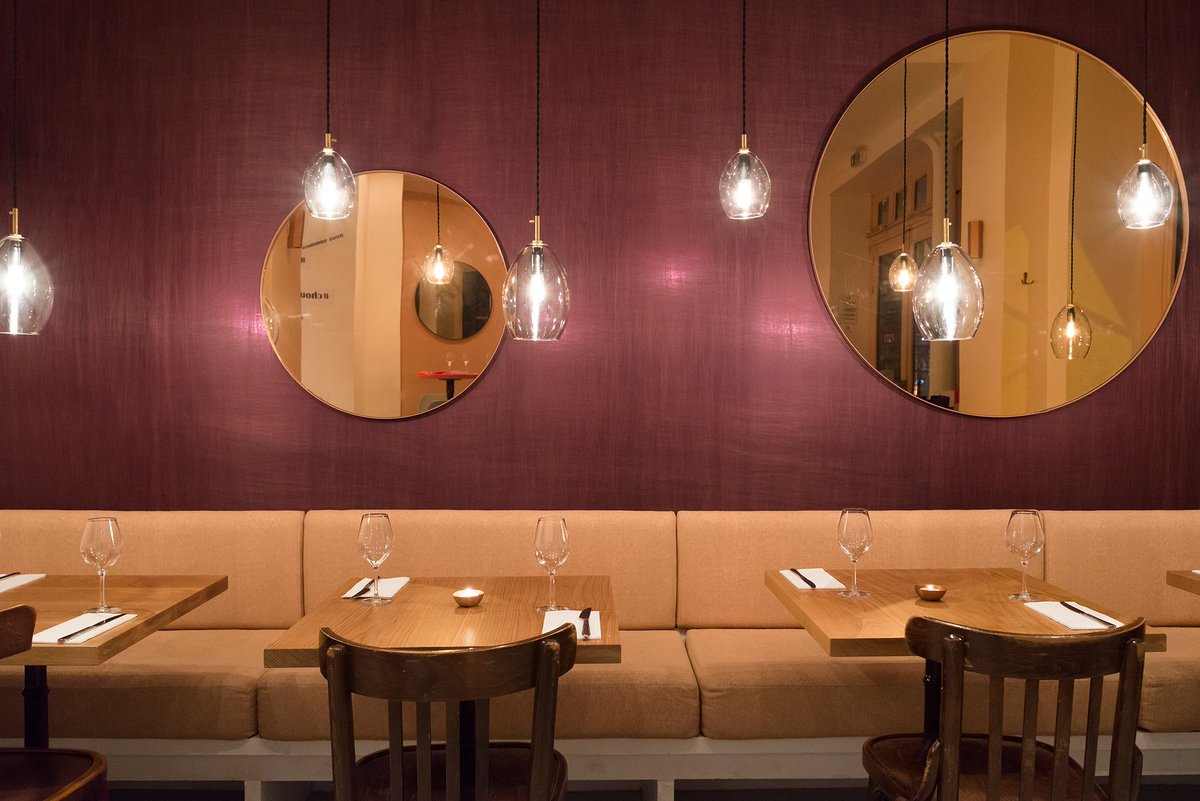 [ DESIGN ] Découvrez le design global du restaurant-bar Les Petits Crus sur notre site ! urlz.fr/48bL #Paris #Bar #Vin #Fromage
