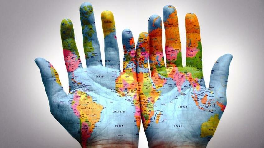 SabesLab's tweet image. Avere il mondo tra le mani non è mai stato così facile grazie alle nostre promozioni sui corsi di Lingue! Scrivi a info@sabeslab.it #Viterbo