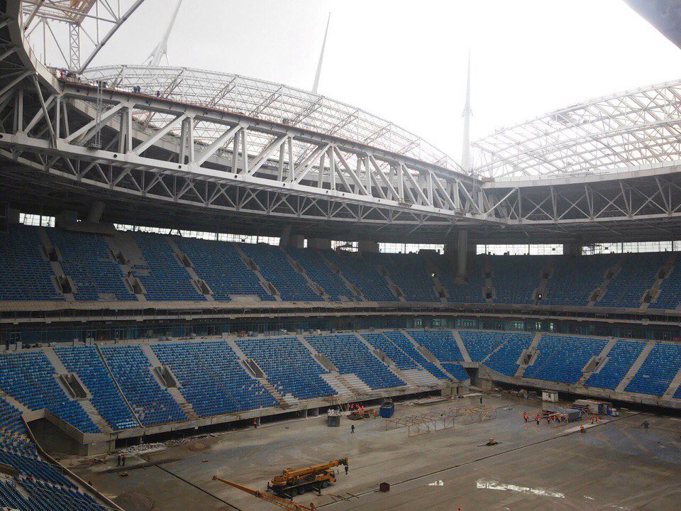 18 ロシアワールドカップ情報 ロシアワールドカップ会場であるサンクトペテルブルグにあるガスプロムアリーナが建設を始めてから早10年が経ちました 後は屋根の完成を待つのみですね