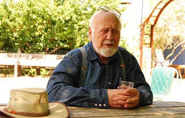 Permaculture-design leader Bill Mollison dies... echo.net.au/2016/09/permac…