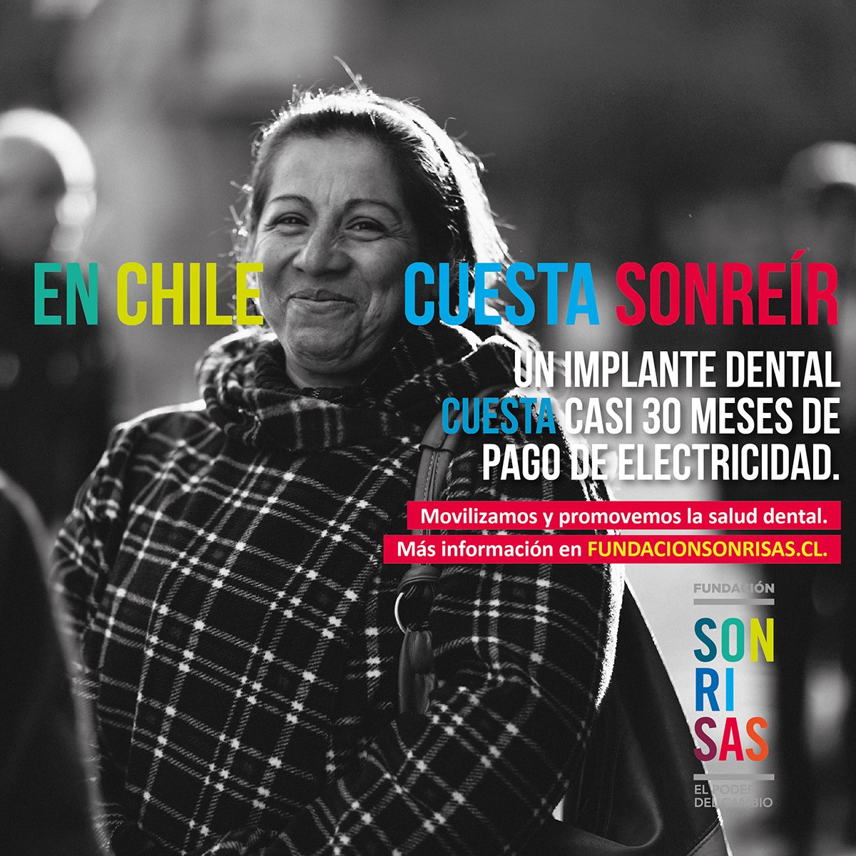Sonrisas_Chile's tweet photo. #EnChilecuestasonreír ¡Sólo el 20% de los adultos entre 35 a 44 años tiene su dentadura completa! Firma acá https://t.co/hiZDxeDH8G https://t.co/lPyyjw1cCH
