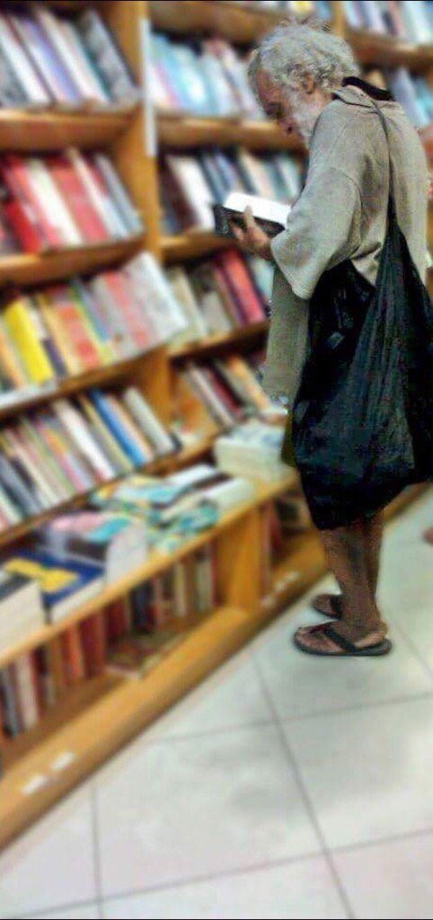 ملابس متسخه وعقل نظيف...افضل من ثياب نظيفه وعقل متسخ