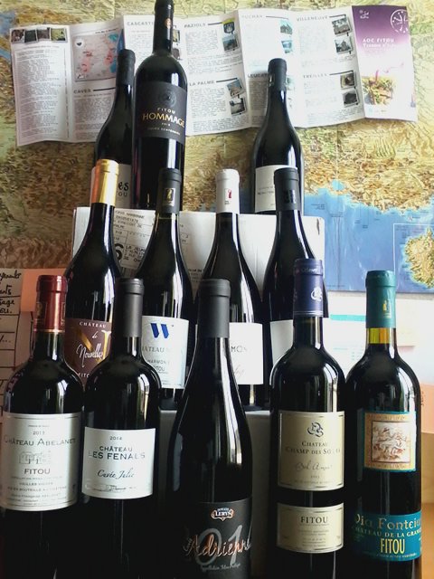 #WineEvening Nos parrains sont #uniques #fantastiques Les 12 Perles d'Occitanie pour célébrer  #N100 #Abonnés ! <a href="/aocFitou/">AOC Fitou</a> <a href="/VinsduLanguedoc/">Vins du Languedoc</a>!!