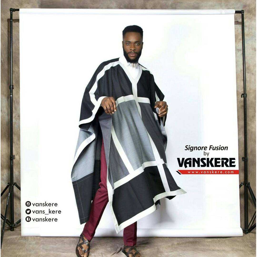 Vans_Kere's tweet photo. #signorefusionseries #signorefusionbyvanskere #diffusion #diffusionlabel #capetop #mensfashion #menswear #nigeriandesigner #vanskererocks https://t.co/RhGphdDiBv