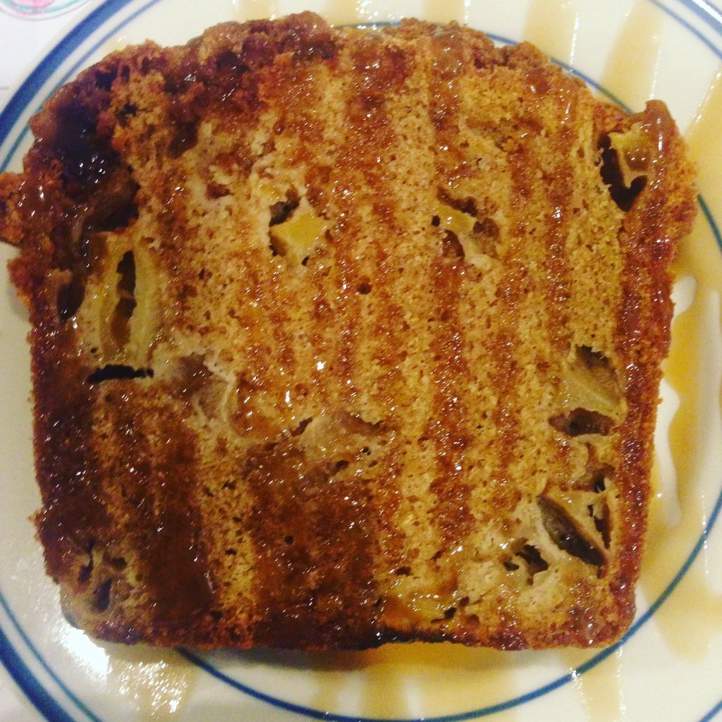 allysonb_com's tweet photo. Apple bread at buttermilk cafe #buttermilkkitchen #applebread #sundaybrunchatlanta https://t.co/kEG32aV6qM