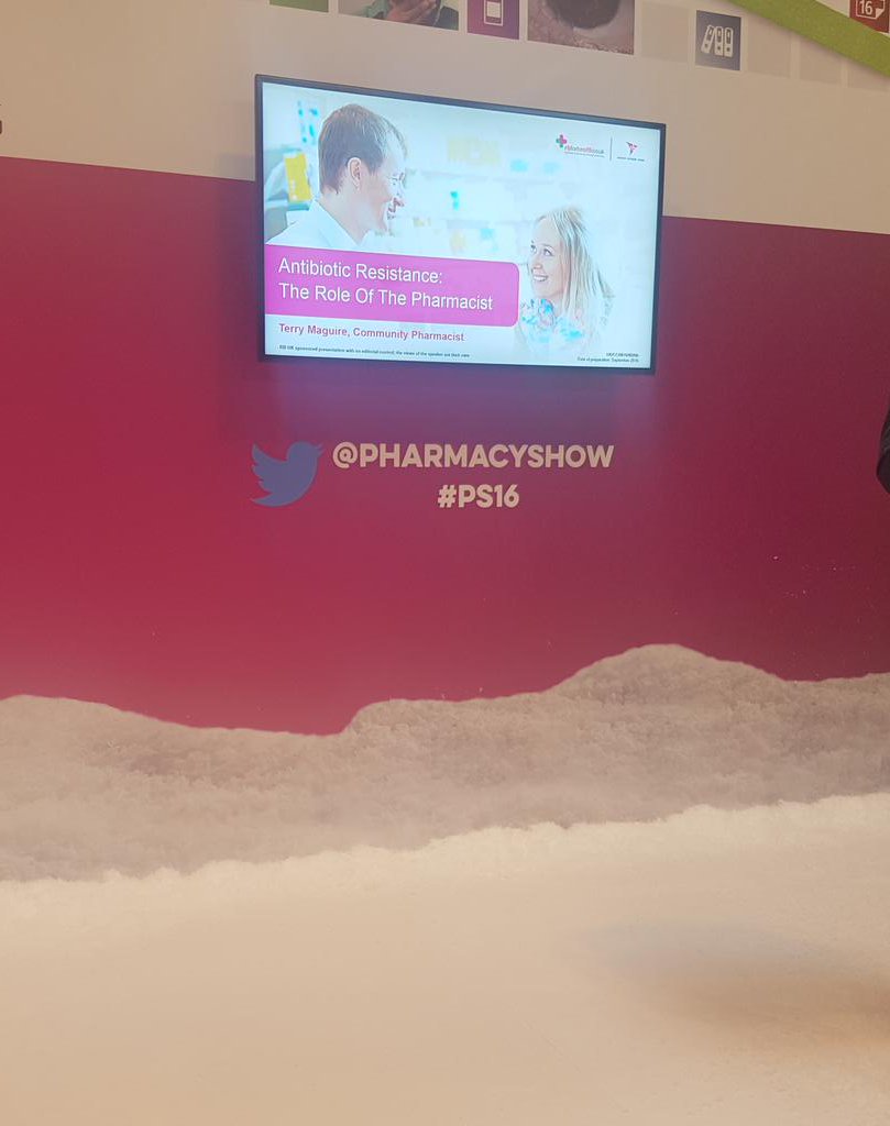 Slmc_80's tweet photo. Antibiotic talk @pharmacyshow with @Dipalmsamuel @RekayaIbrahim #PS16 https://t.co/ItJjRdeOpz