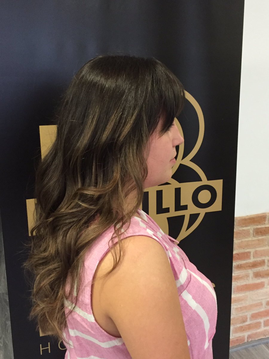 BustilloStylist's tweet photo. La ultima tendencia...! Bronde Luxe #WellaFamily #lujoyconfort #ghd https://t.co/VoZa1V0f8s