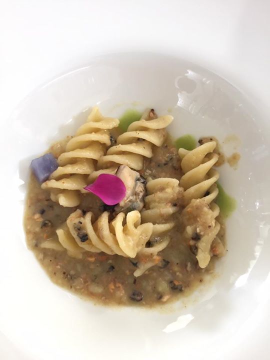 pastadimartino's tweet photo. Secondo e ultimo piatto dello chef Gramaglia chiude questa meravigliosa edizione all'aperto di #terramadre #saloned… https://t.co/1r2HFbOV4e
