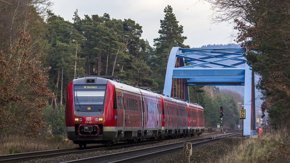 GroeneZaken's tweet image. Duitsland krijgt eerste trein op waterstof.
Wanneer volgt @NS_Duurzaam?
oneworld.nl/groen/innovati…
