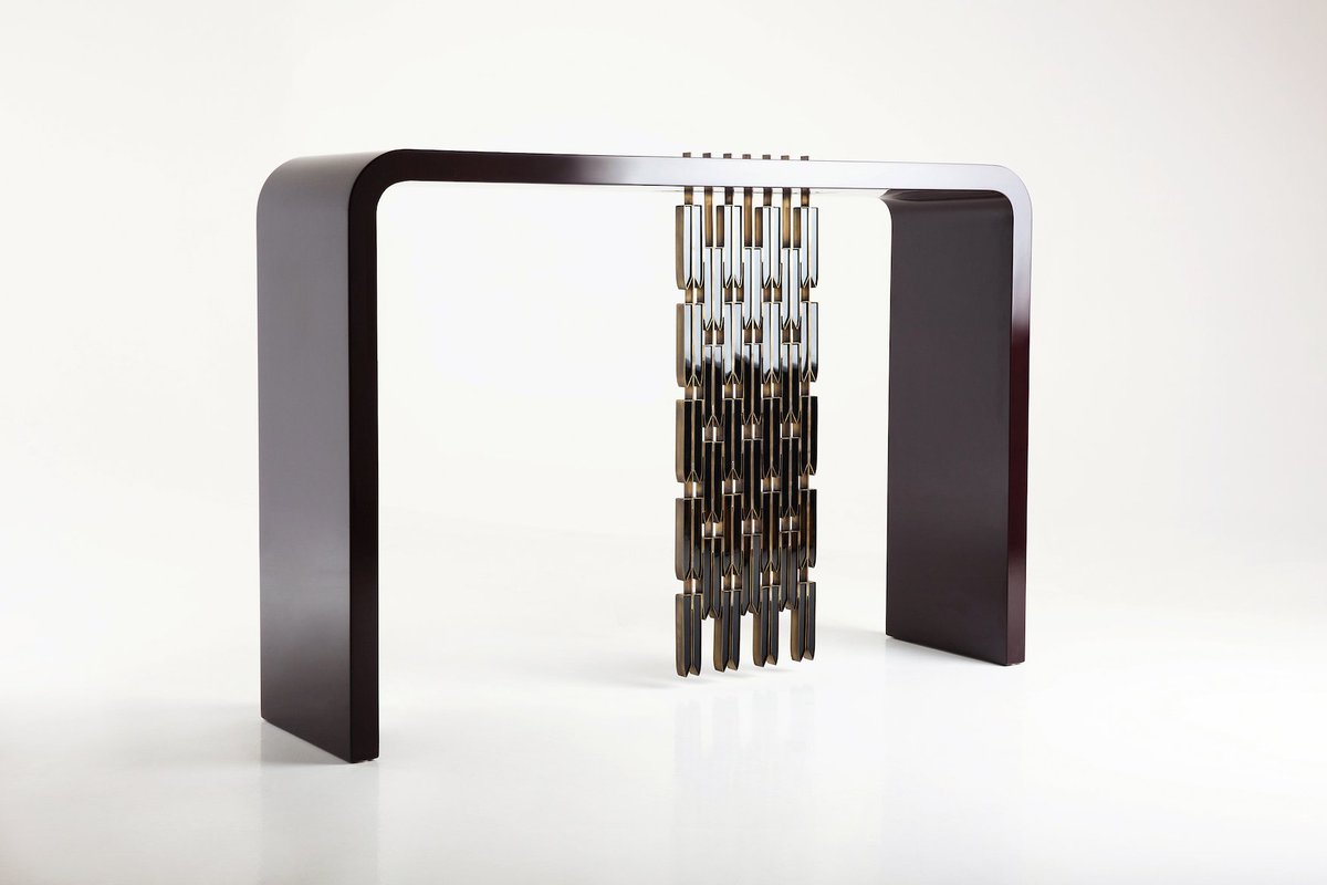 TheSalonNY's tweet photo. Courtesy of @c_grajales_g this gorgeous table is sleek and elegant, a real showstopper! #obsidiantable #stunning https://t.co/uM0DFh7Oni