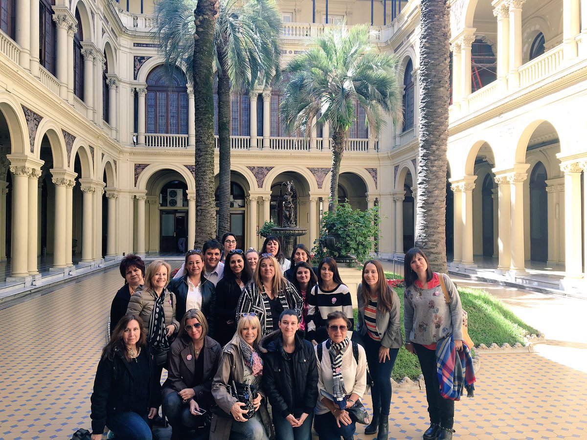 JBonifacio's tweet photo. Comenzando recorrido por @CasaRosada. #proMujeres en #BsAs https://t.co/FGPBMBH1lF