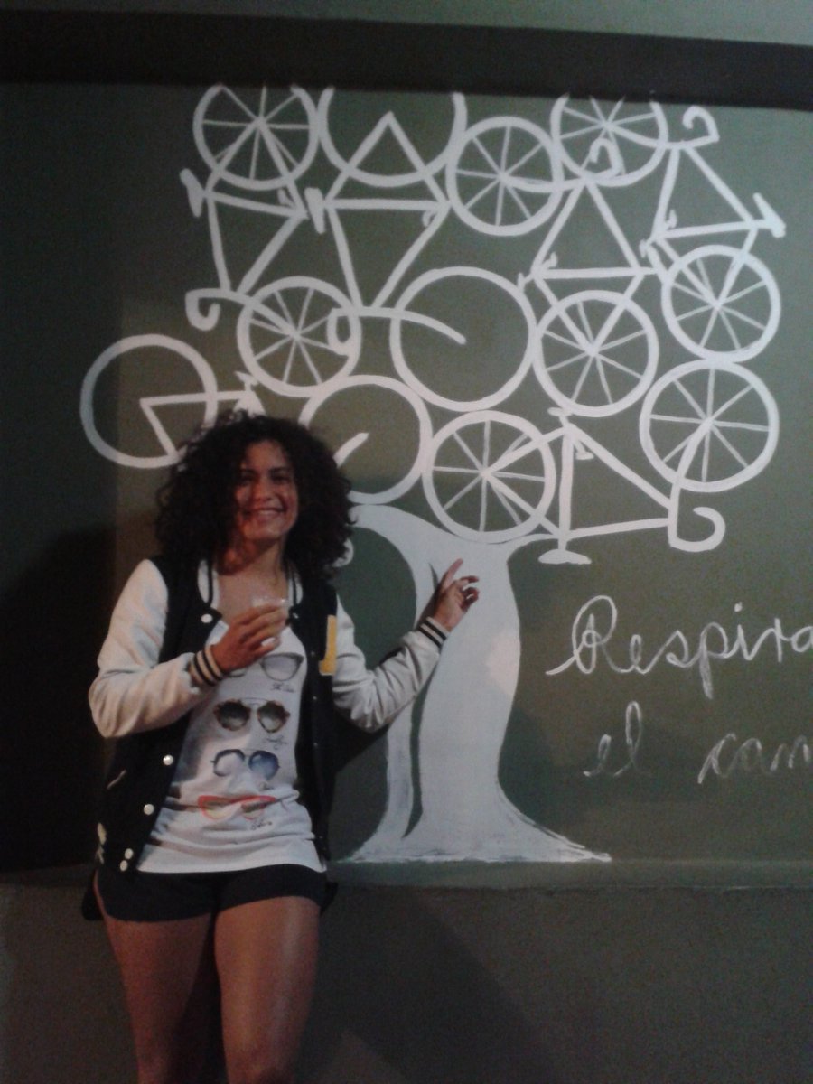 SanDiegoApedal's tweet photo. Nuestra medallista olimpica en San Diego #bmx #cepillado https://t.co/wNZSAs81Js